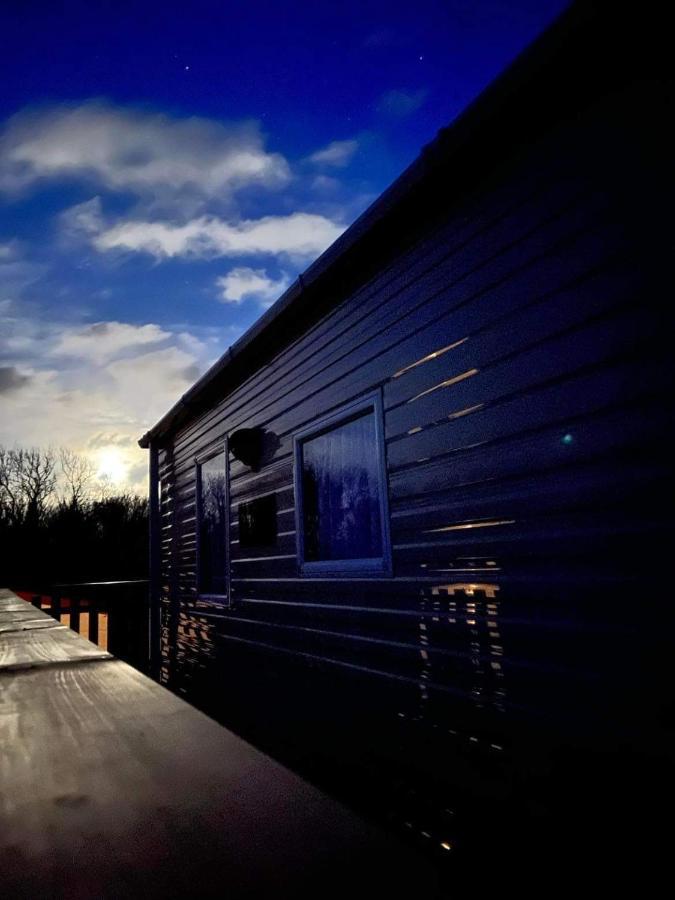 Js Holidays Tebay Lagganhouse Ballantrae Extérieur photo